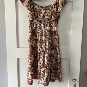 NWT Monteau Los Angeles Short Sleeve Floral Dress Womens Small